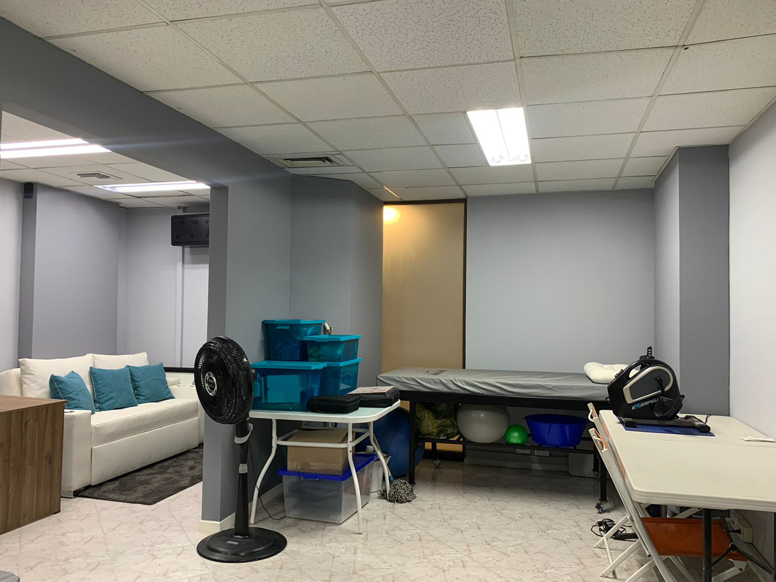 Oficina en arriendo en Manila, Medellín, 60 m² · foto 9 de 11