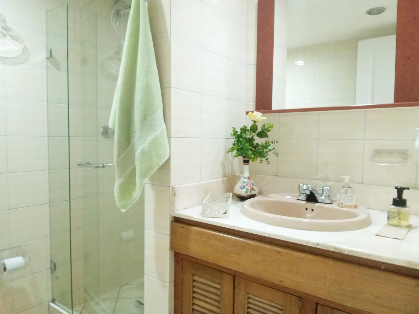 Apartamento de 2 alcobas en arriendo en Santa Maria De Los Angeles, Medellín, 135 m² · foto 14 de 16