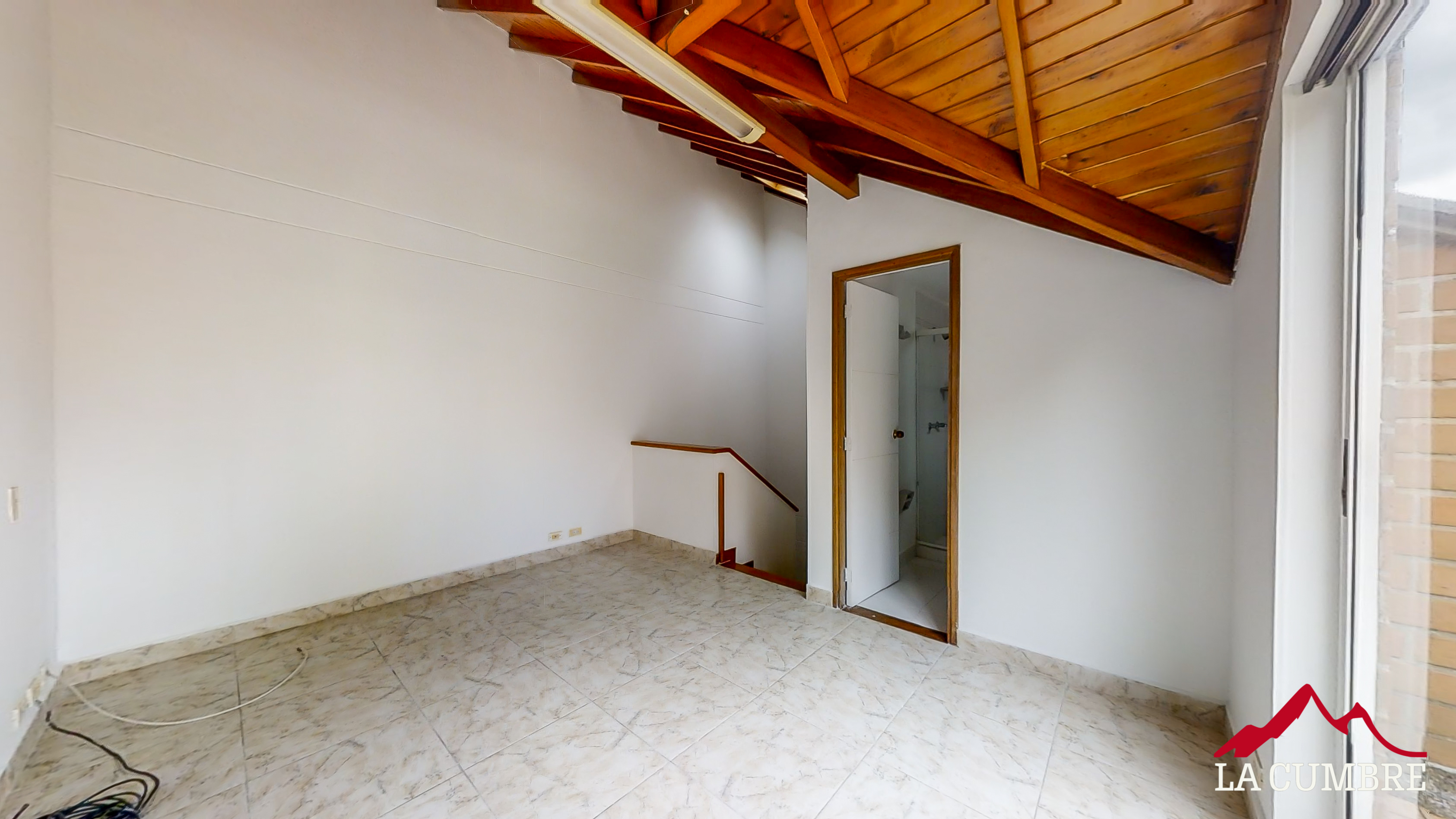 Casa en arriendo en Castropol, Medellín · foto 9 de 10