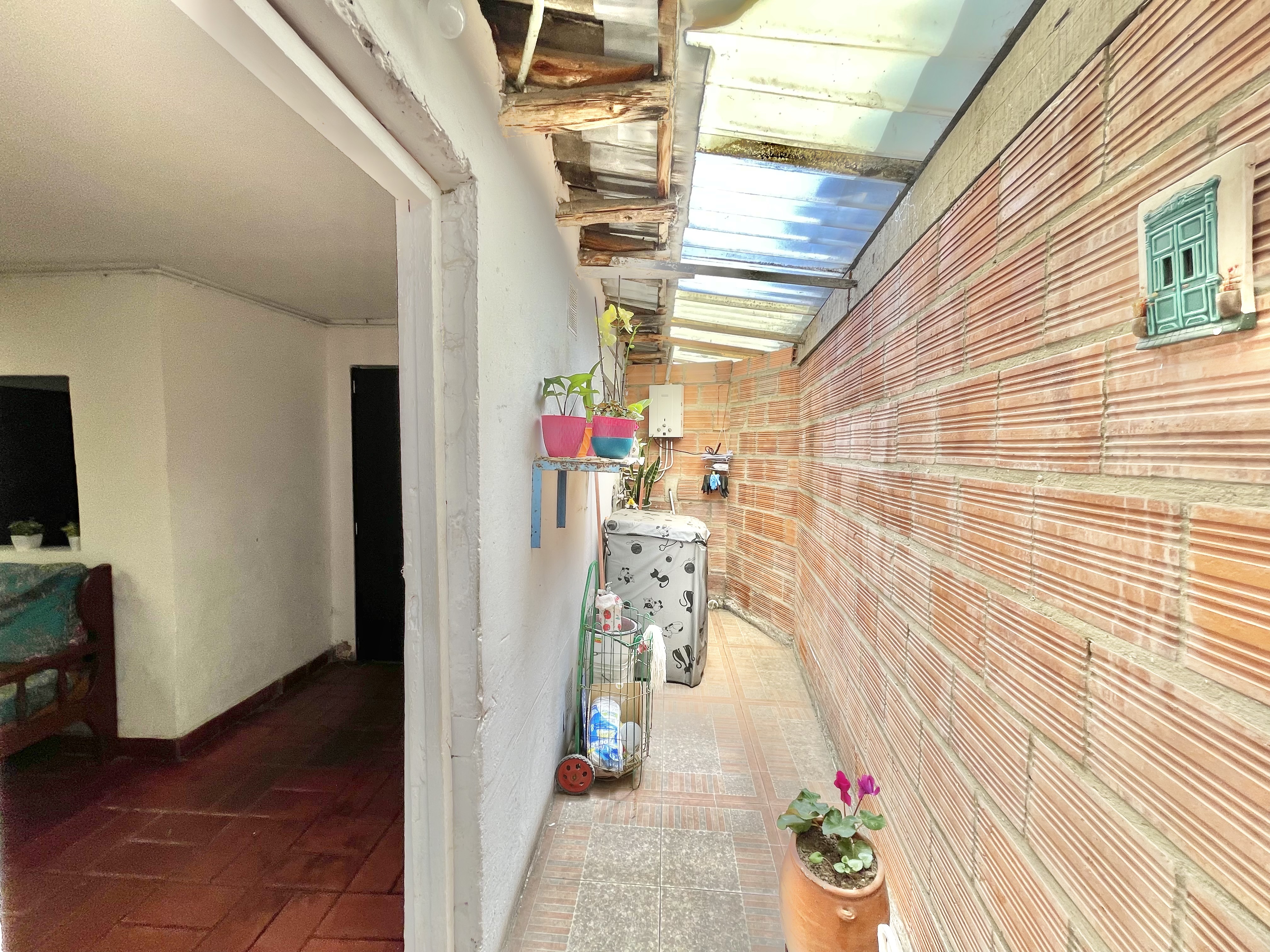 Casa de 7 alcobas en venta en San Antonio Norte, Bogotá, 159 m² · foto 18 de 24