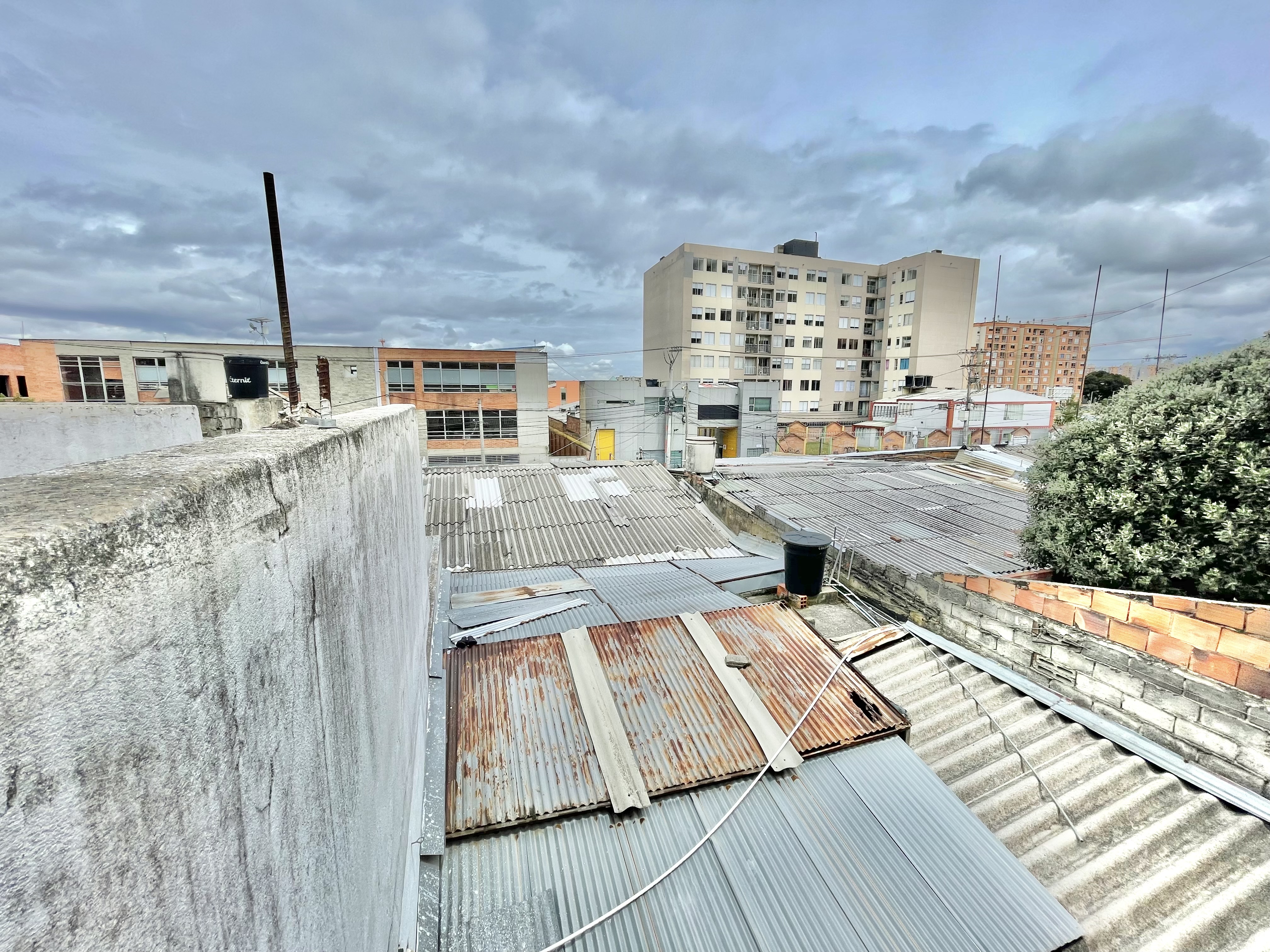Casa de 7 alcobas en venta en San Antonio Norte, Bogotá, 159 m² · foto 23 de 24