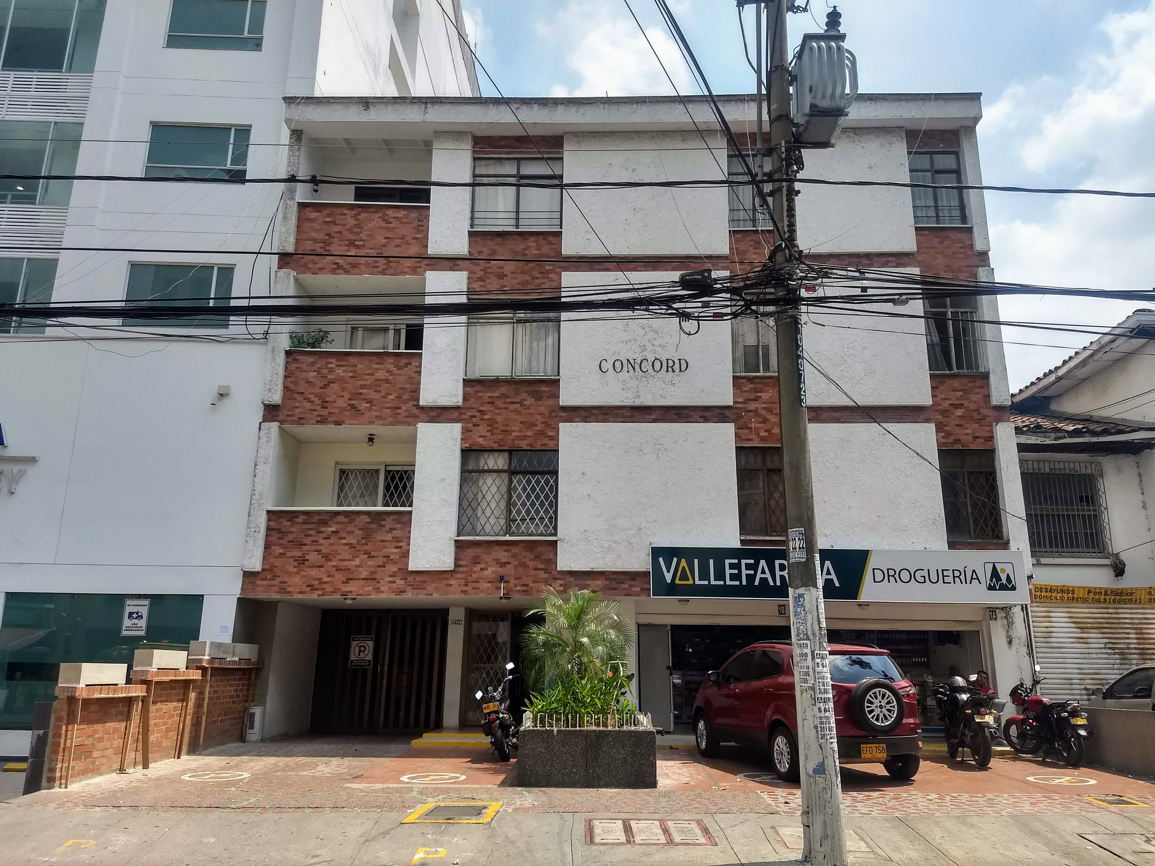 Apartamento en arriendo en San vicente, Cali en Versalles