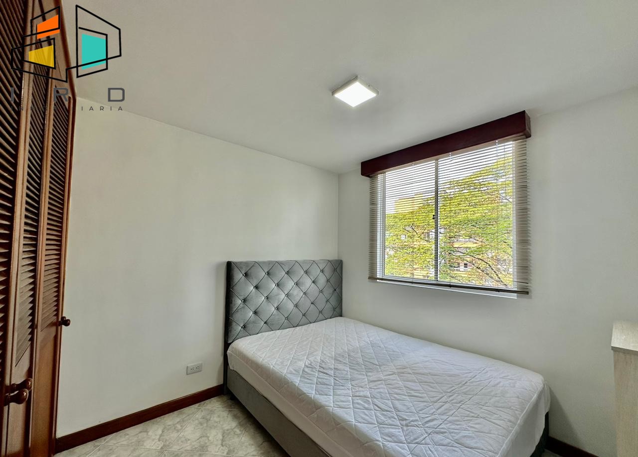 Apartamento de 3 alcobas en arriendo en El Diamante No. 2, Medellín, 80 m² · foto 21 de 24