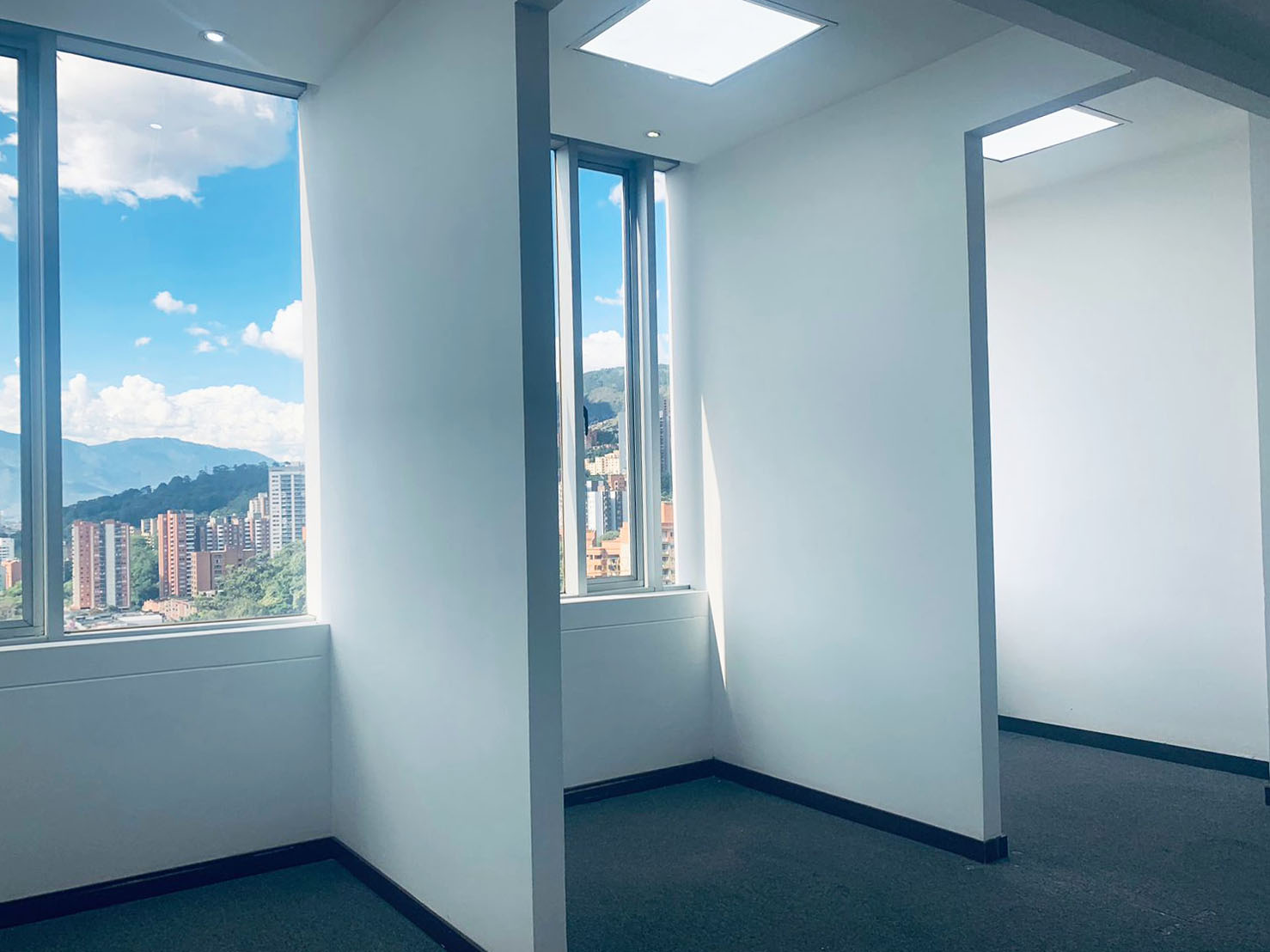 Oficina en arriendo en Villa Carlota, Medellín, 342 m² · foto 6 de 14