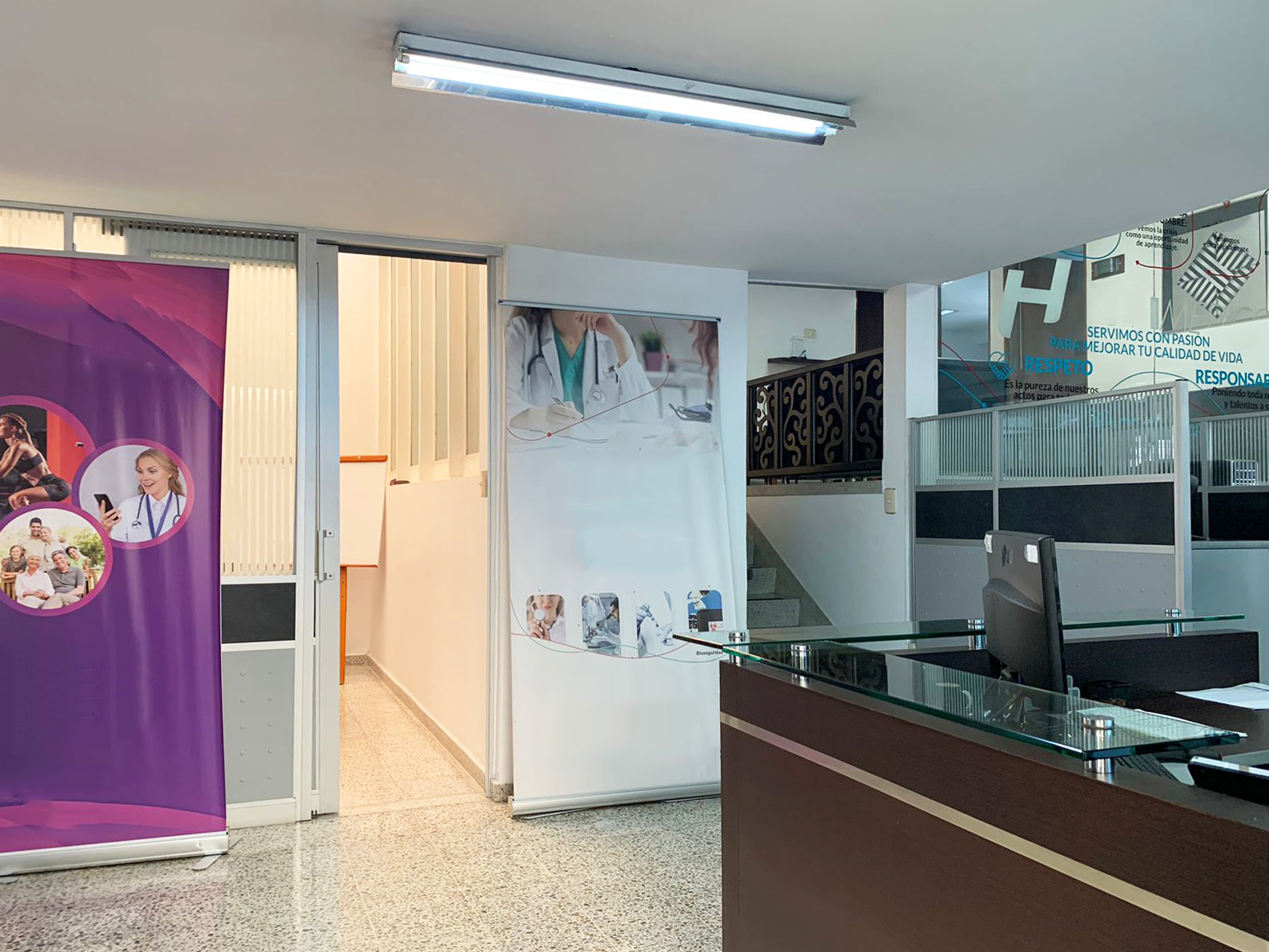 Oficina en arriendo en Patio Bonito, Medellín, 427 m² · foto 5 de 12