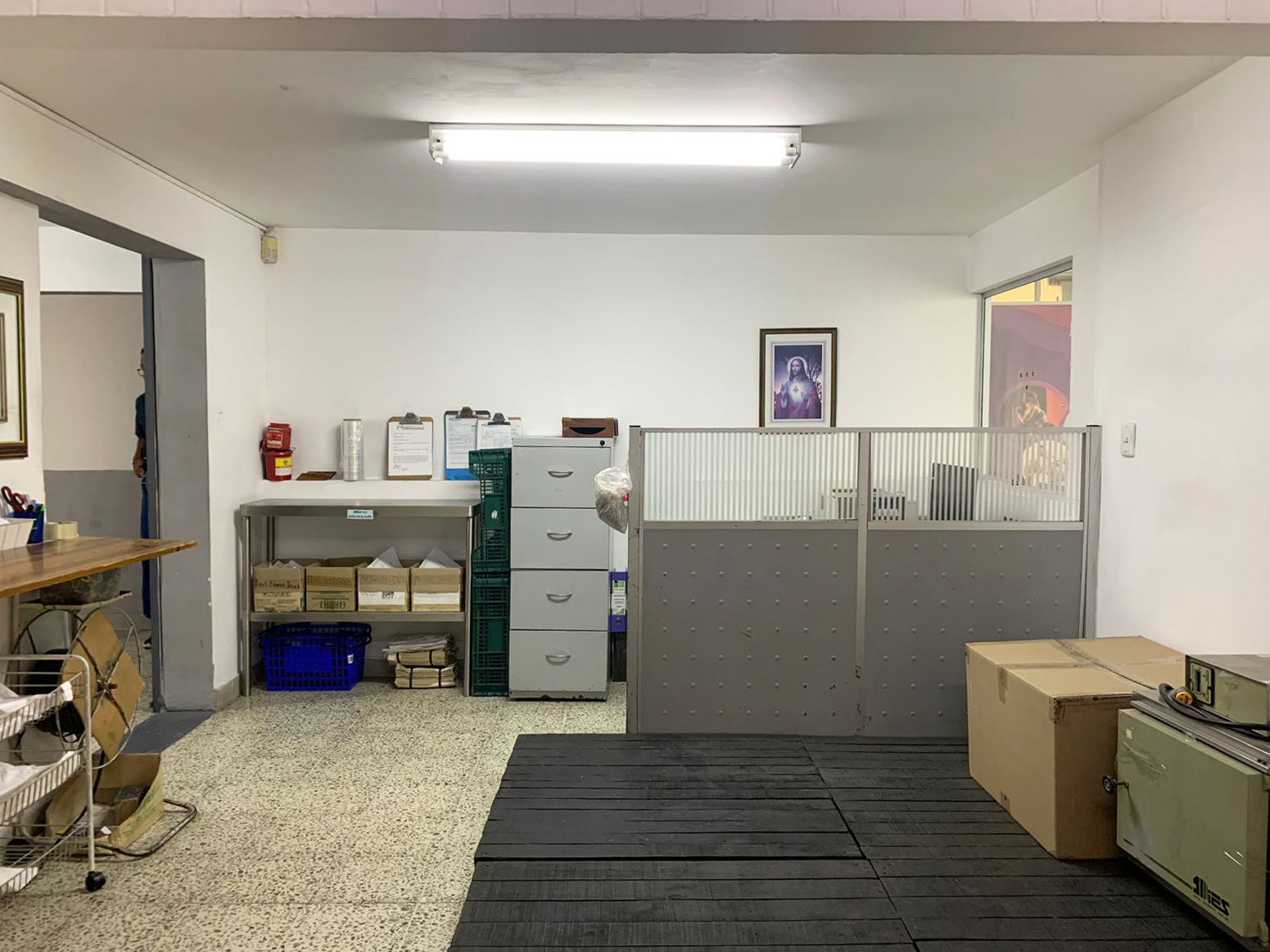 Oficina en arriendo en Patio Bonito, Medellín, 427 m² · foto 9 de 12