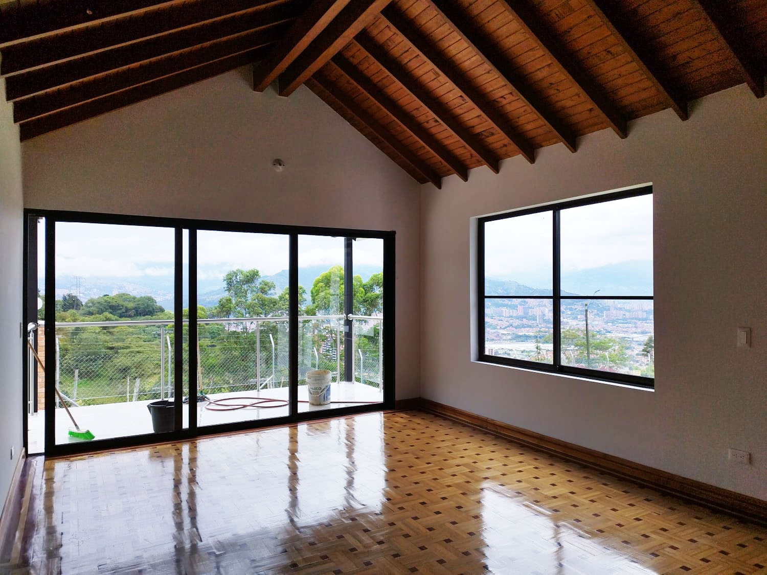 Oficina en arriendo en La Mina, Envigado, 300 m² · foto 14 de 20