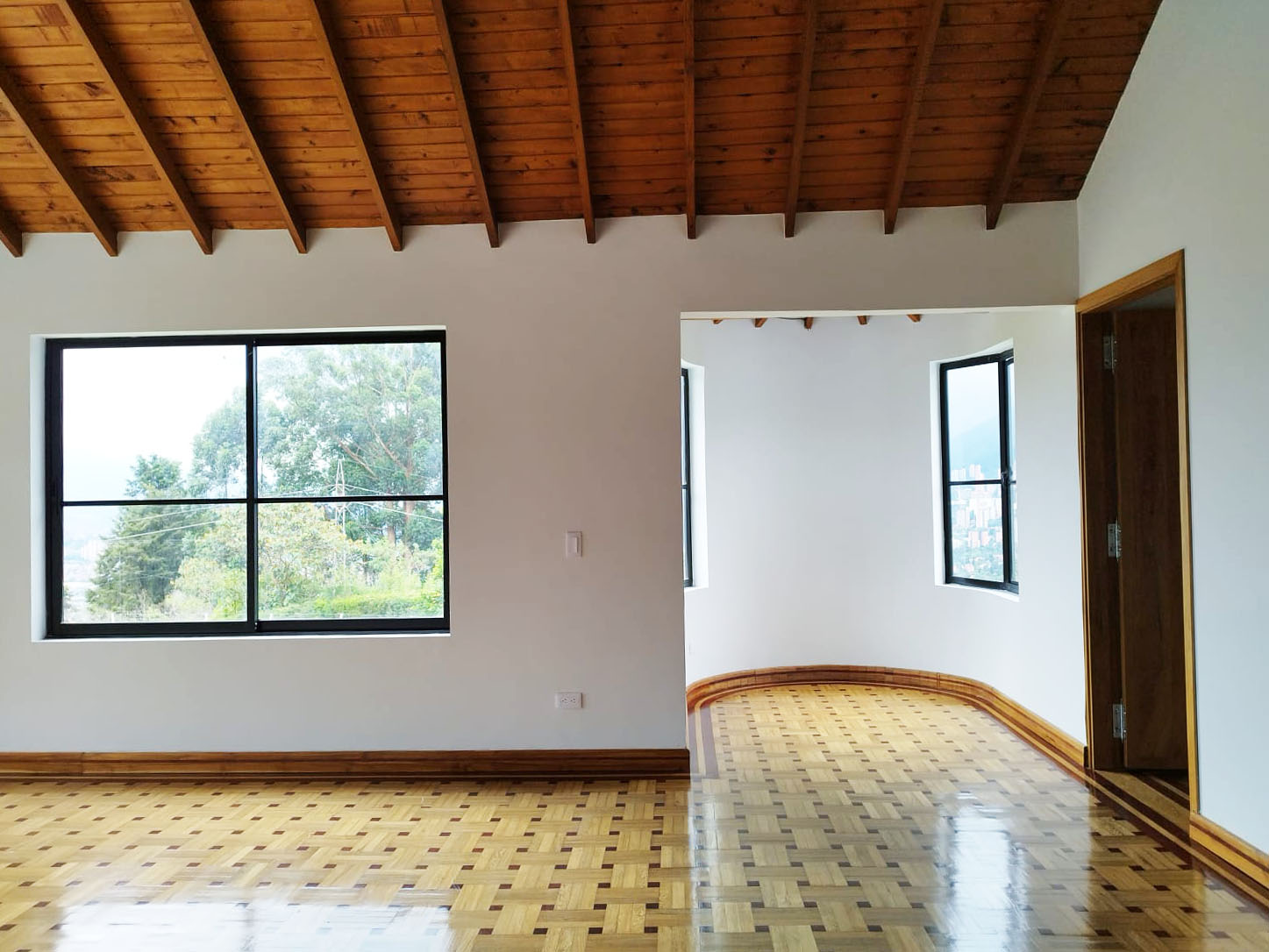 Oficina en arriendo en La Mina, Envigado, 300 m² · foto 16 de 20