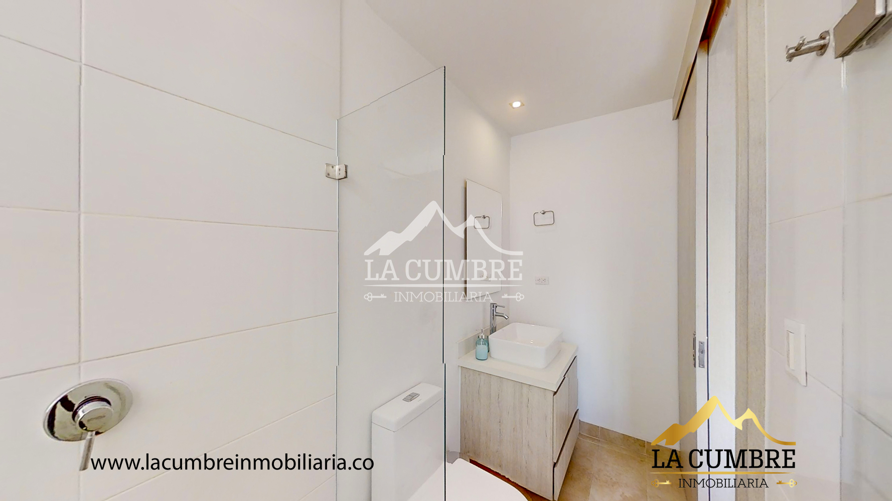 Apartamento en arriendo en Lalinde, Medellín · foto 11 de 15