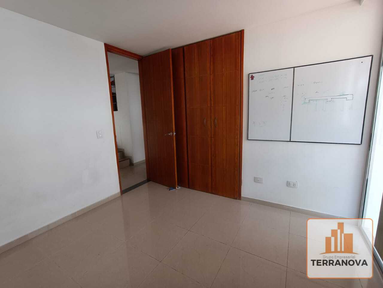 Casa de 5 alcobas en venta en Picaleña Y Mirolindo, Ibagué, 260 m² · foto 12 de 24