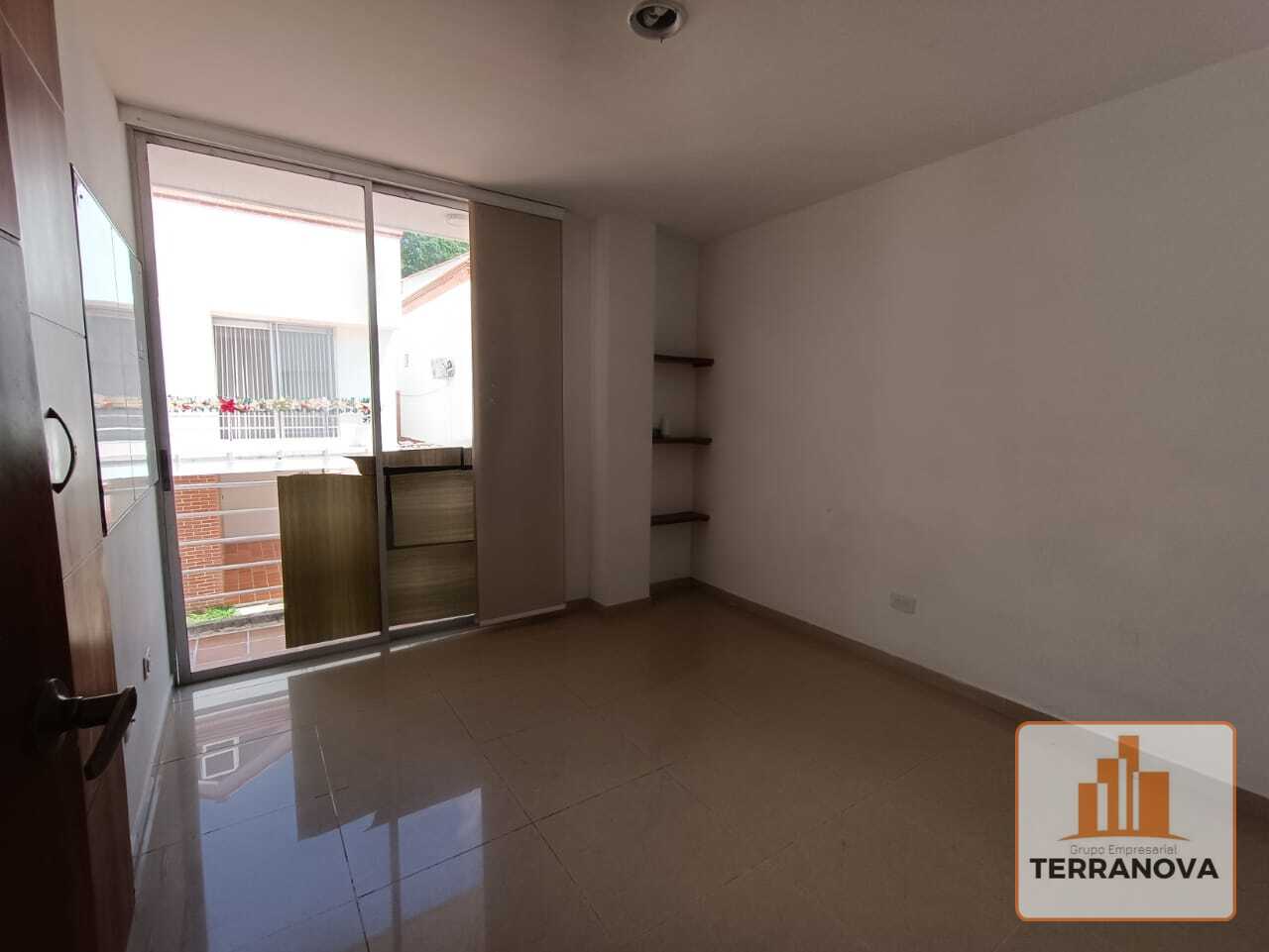 Casa de 5 alcobas en venta en Picaleña Y Mirolindo, Ibagué, 260 m² · foto 17 de 24