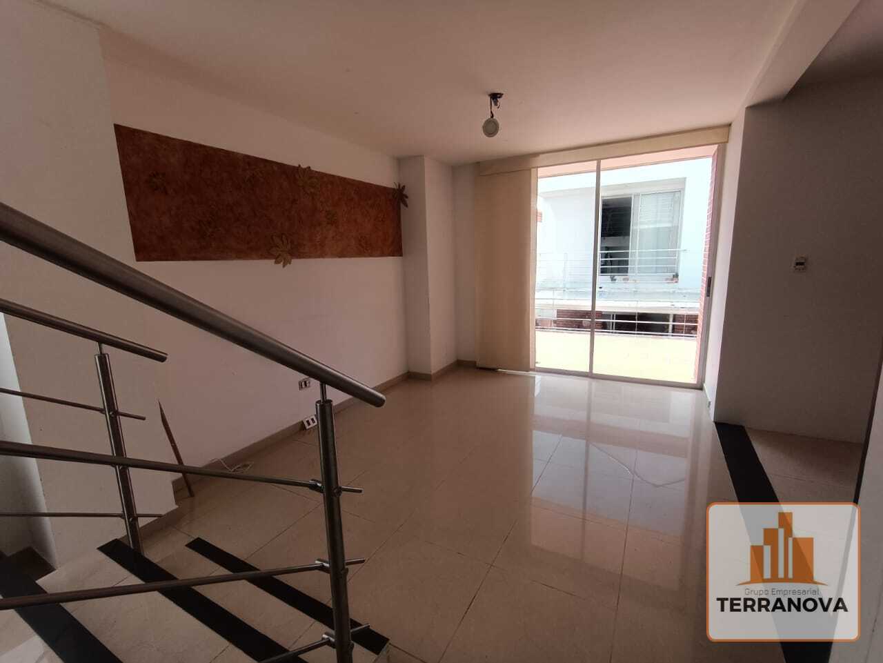 Casa de 5 alcobas en venta en Picaleña Y Mirolindo, Ibagué, 260 m² · foto 4 de 24