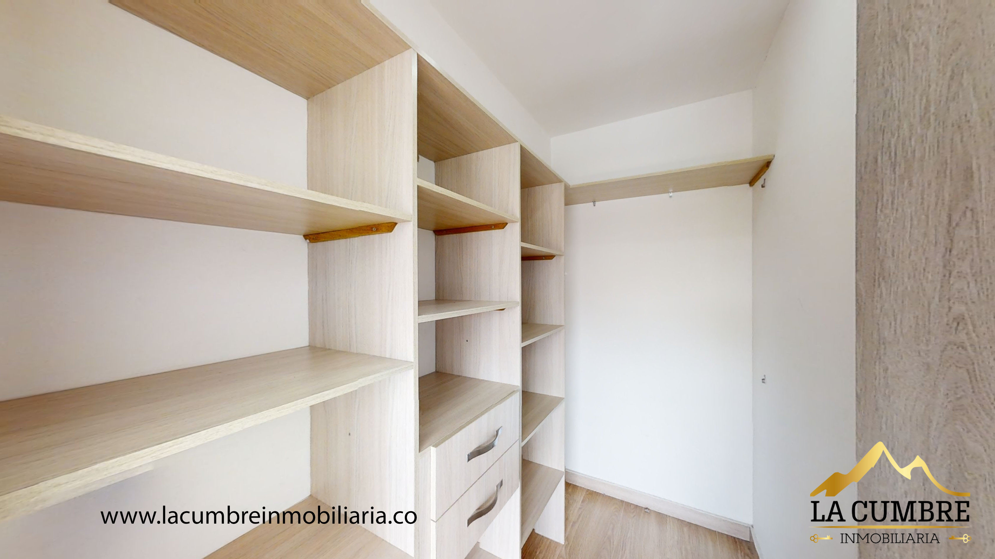 Apartamento en arriendo en Castropol, Medellín · foto 9 de 9