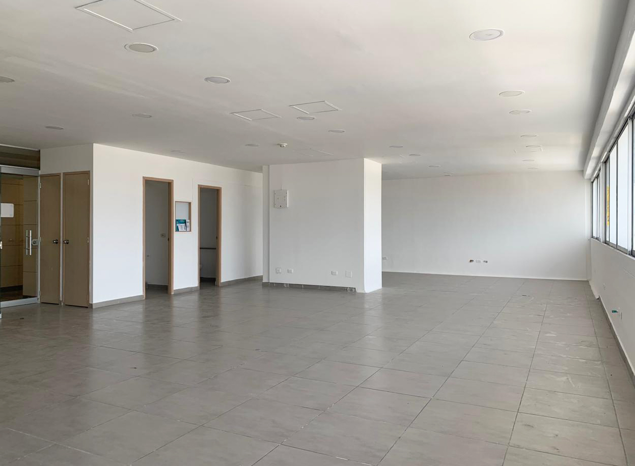 Oficina en arriendo en San Diego, Medellín, 295 m² · foto 3 de 11