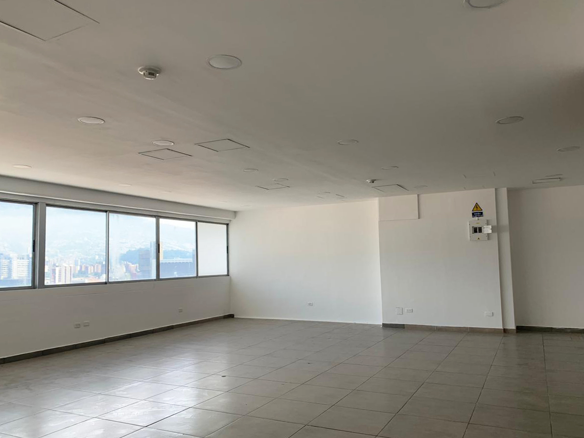 Oficina en arriendo en San Diego, Medellín, 295 m² · foto 5 de 11