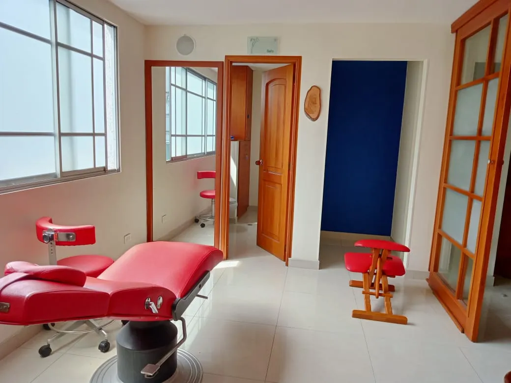 Consultorio en venta en Sector Plaza De Bolivar, Pereira, 110 m² · foto 6 de 11