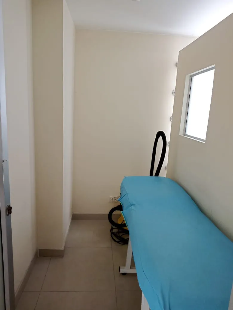 Consultorio en venta en Sector Plaza De Bolivar, Pereira, 110 m² · foto 9 de 11