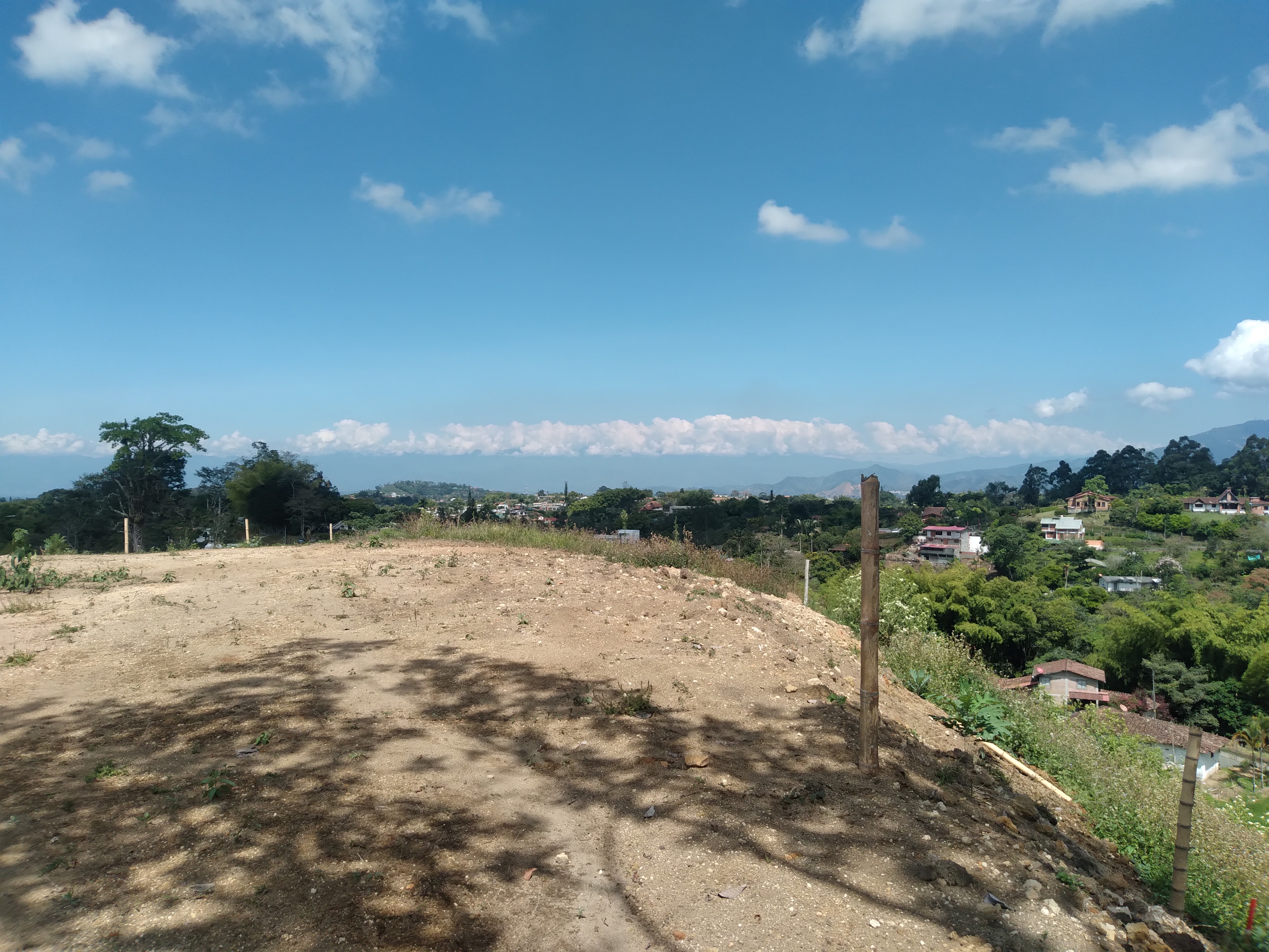 Lote en venta en Tribunas Corcega, Pereira, 1300 m² · foto 5 de 9