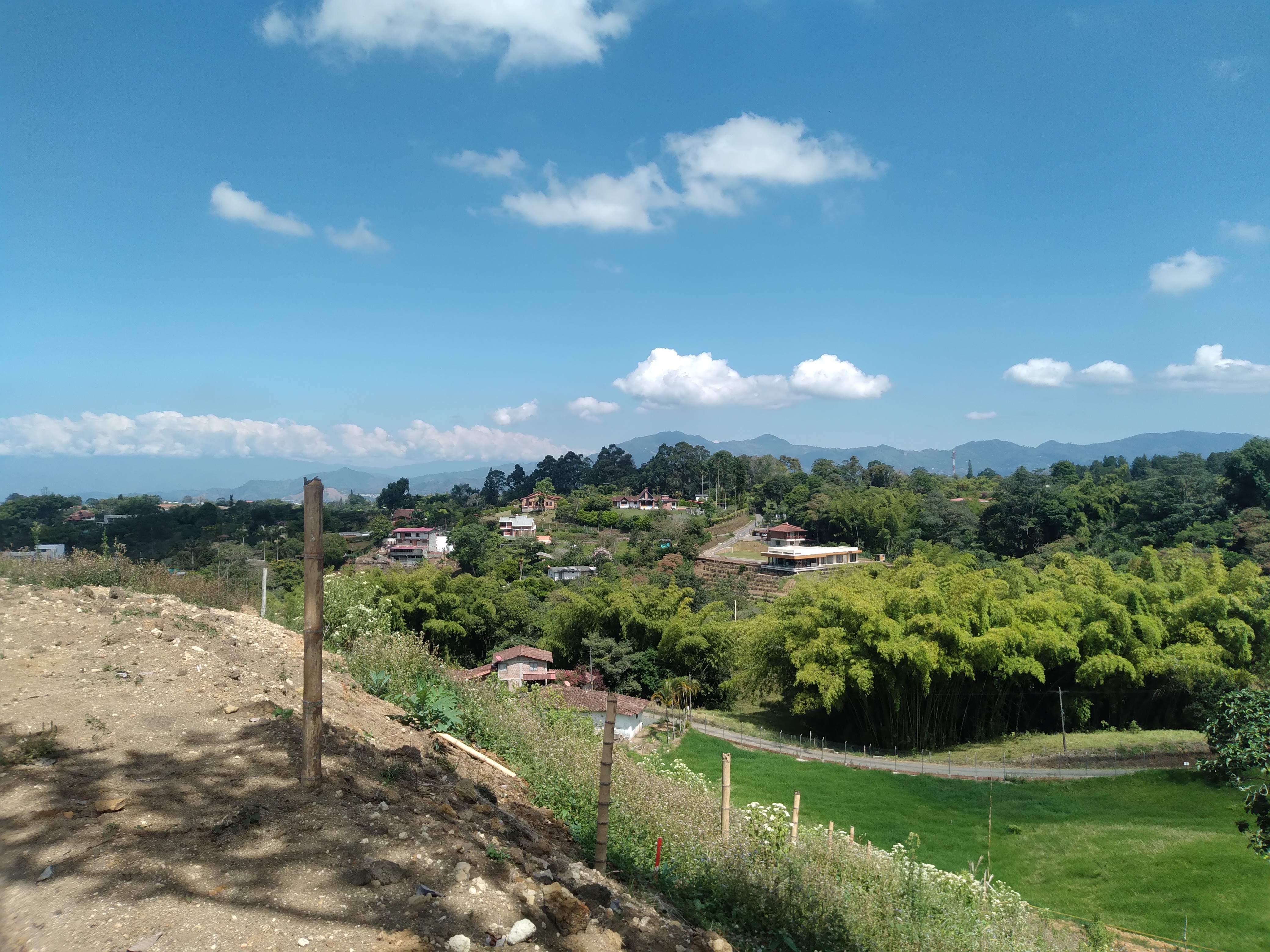 Lote en venta en Tribunas Corcega, Pereira, 1300 m² · foto 7 de 9