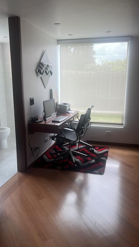 Casa de 4 alcobas en venta en Guaymaral, Bogotá, 540 m² · foto 16 de 24