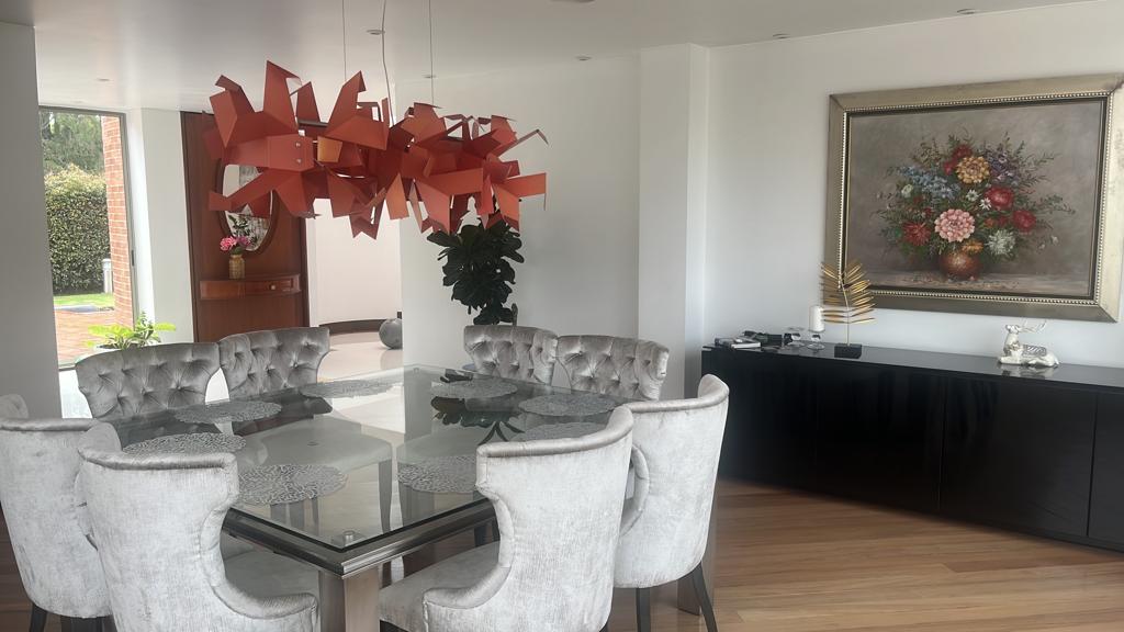 Casa de 4 alcobas en venta en Guaymaral, Bogotá, 540 m² · foto 3 de 24