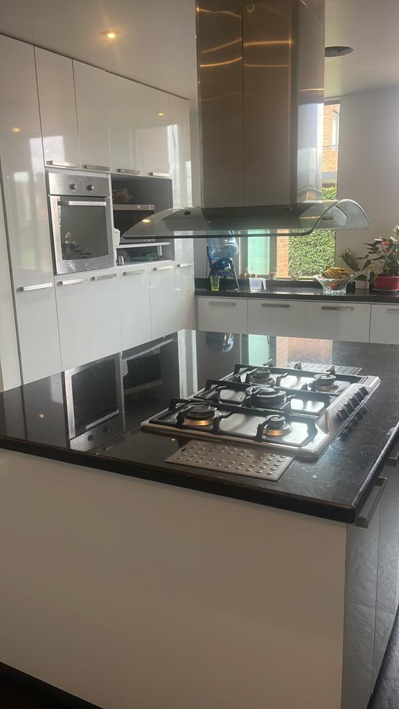 Casa de 4 alcobas en venta en Guaymaral, Bogotá, 540 m² · foto 6 de 24
