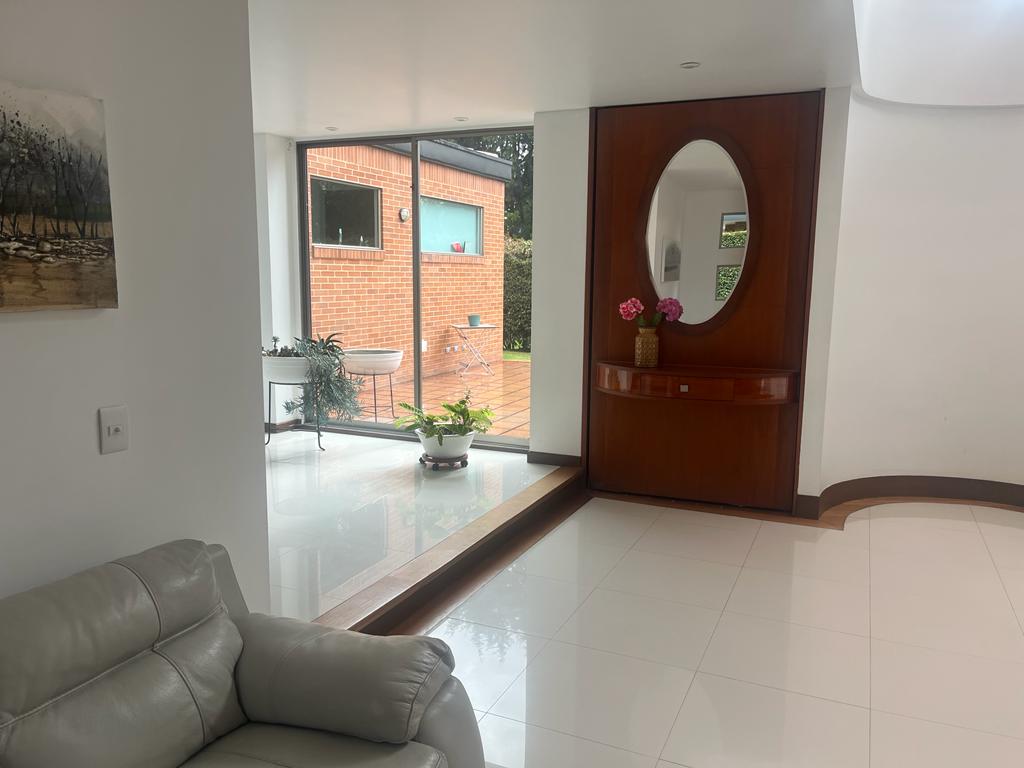 Casa de 4 alcobas en venta en Guaymaral, Bogotá, 540 m² · foto 9 de 24