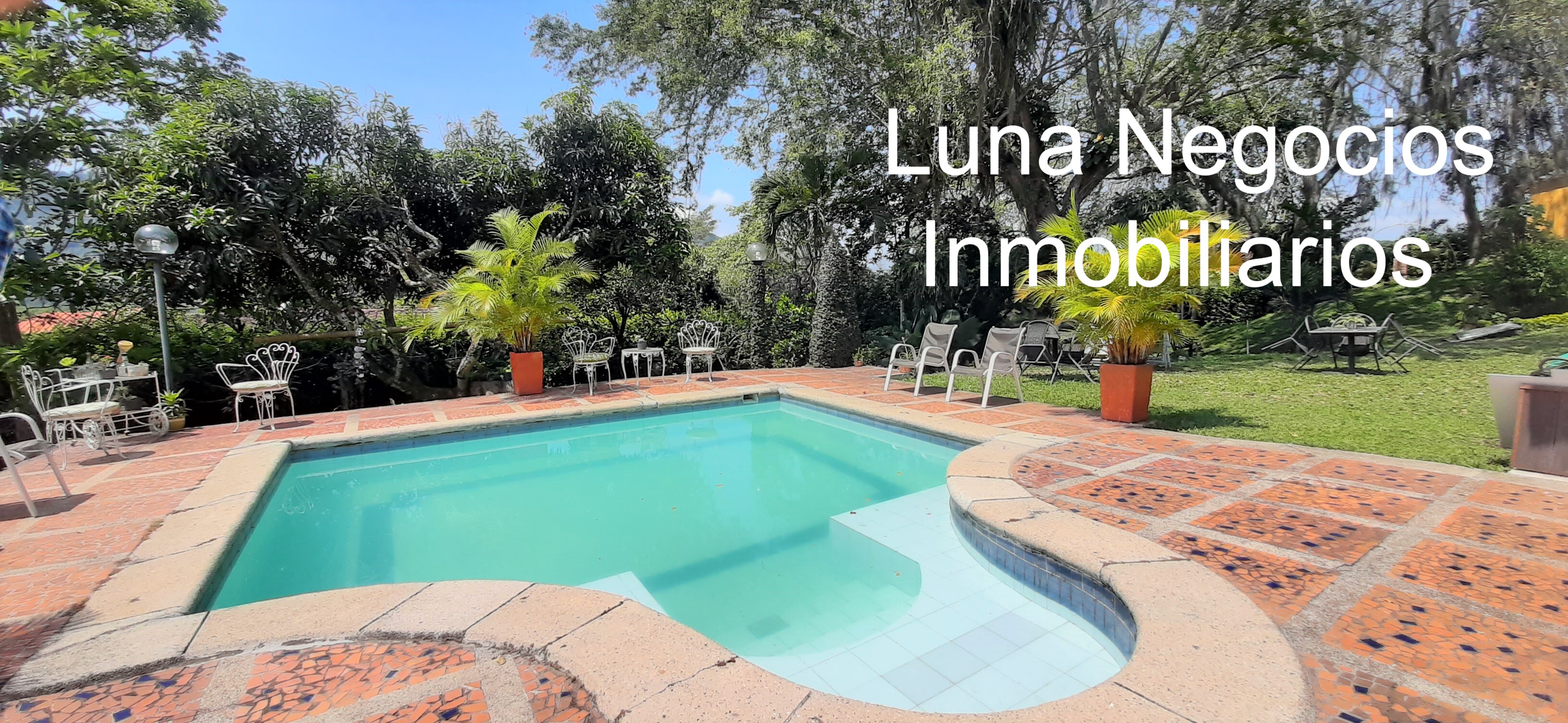Casa de 3 alcobas en venta en Guayanas, Floridablanca, 400 m² · foto 3 de 24