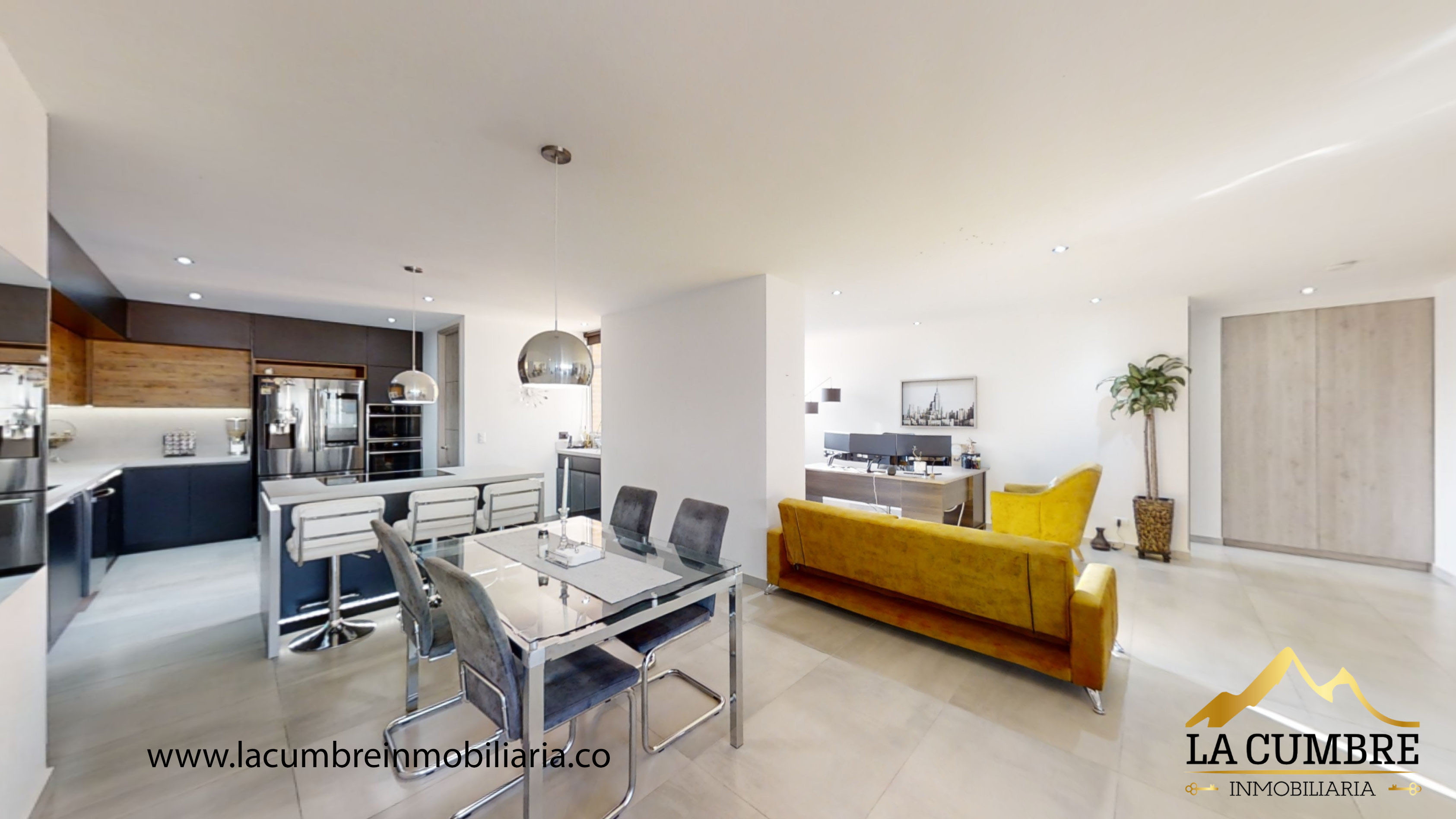 Apartamento de 2 alcobas en arriendo en Camino Verde, Envigado, 168 m² · foto 3 de 18