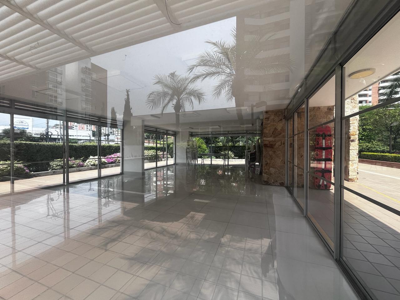 Apartamento de 3 alcobas en venta en Cristales, Cali, 142 m² · foto 19 de 24