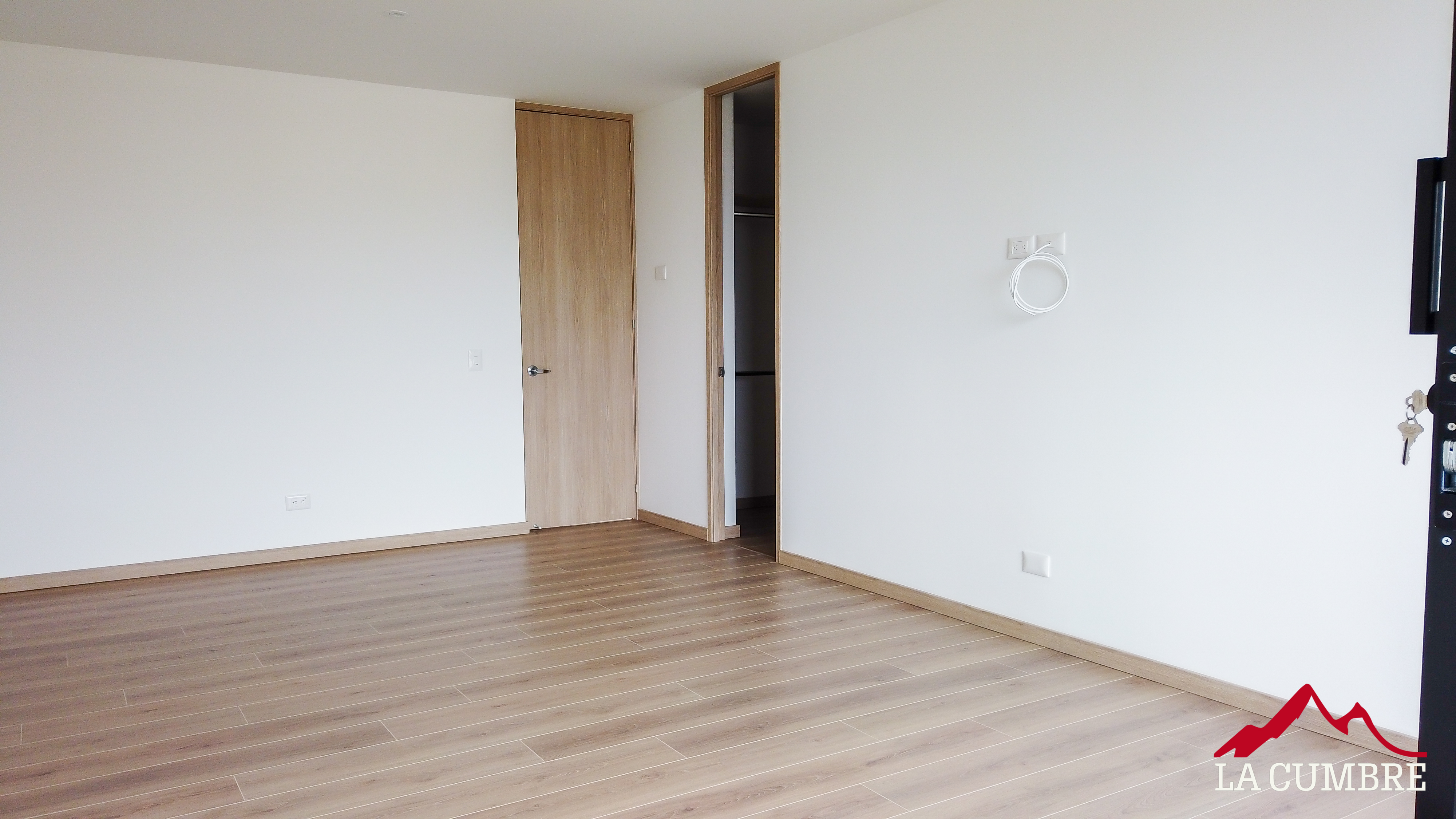 Casa en arriendo en Loma El Atravesado, Envigado · foto 10 de 12
