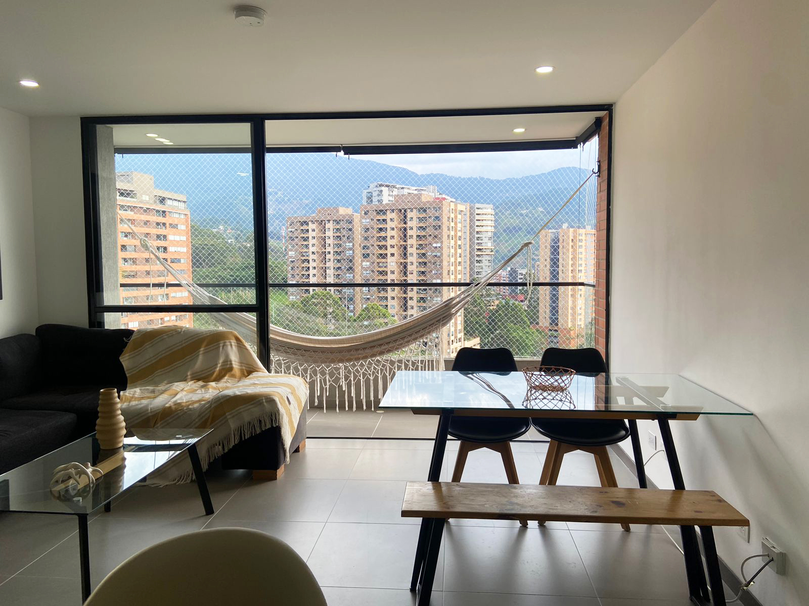 Apartamento en arriendo en Escobero, Envigado en Escobero