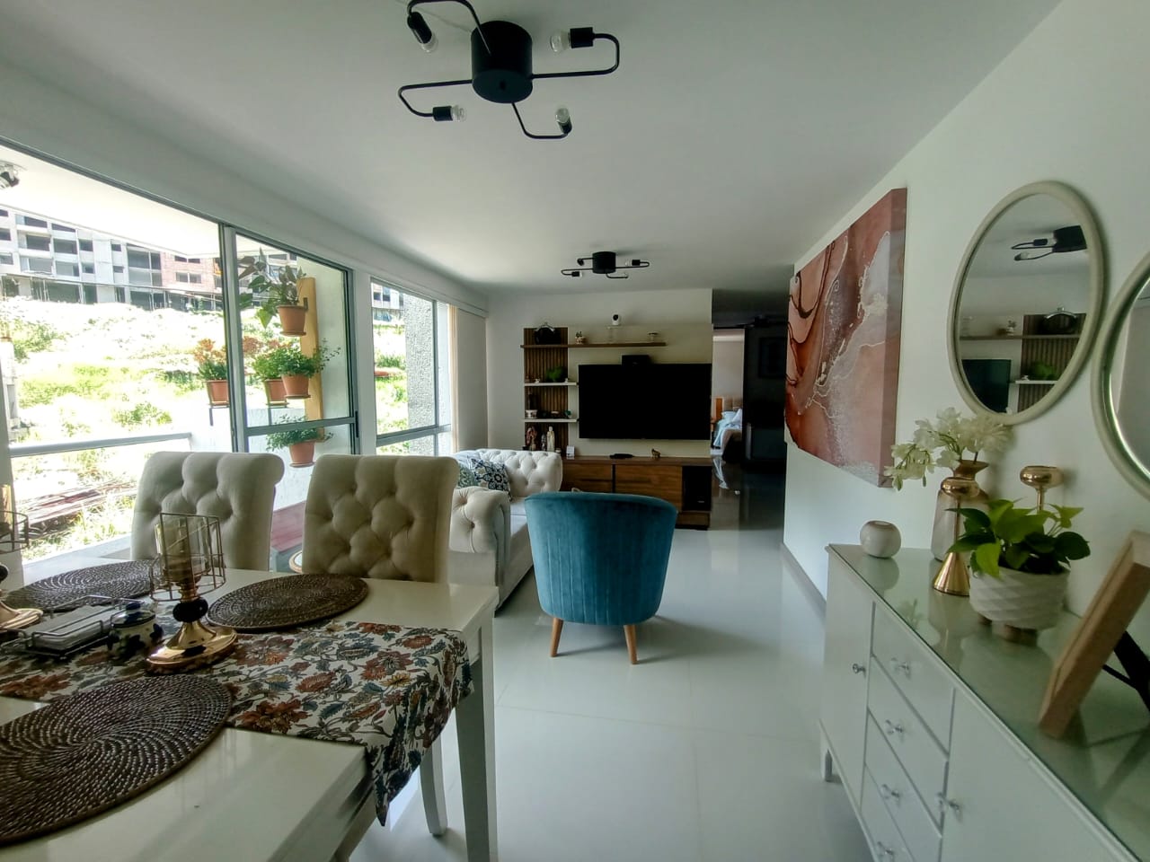 Apartamento de 3 alcobas en venta en La Cuenca, Envigado, 66 m² · foto 2 de 15