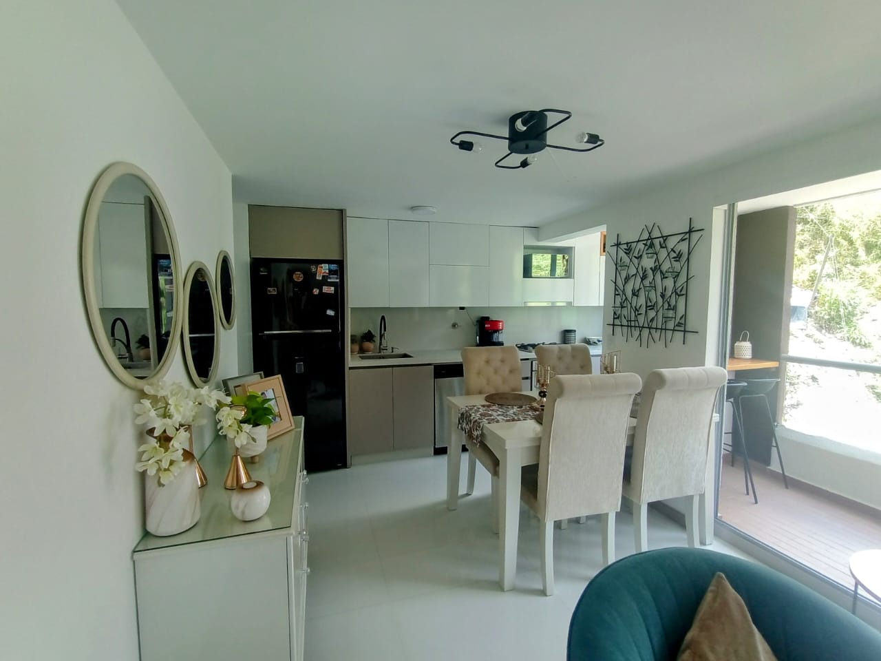Apartamento de 3 alcobas en venta en La Cuenca, Envigado, 66 m² · foto 6 de 15