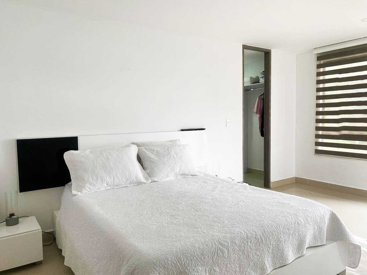 Apartamento de 4 alcobas en arriendo en La Aguacatala, Medellín, 135 m² · foto 12 de 19