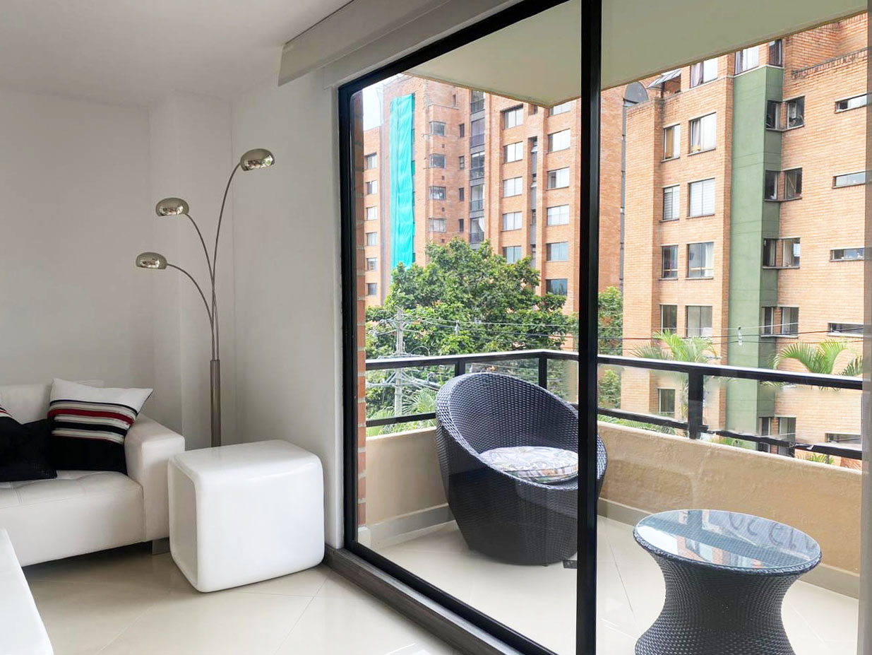 Apartamento de 4 alcobas en arriendo en La Aguacatala, Medellín, 135 m² · foto 18 de 19