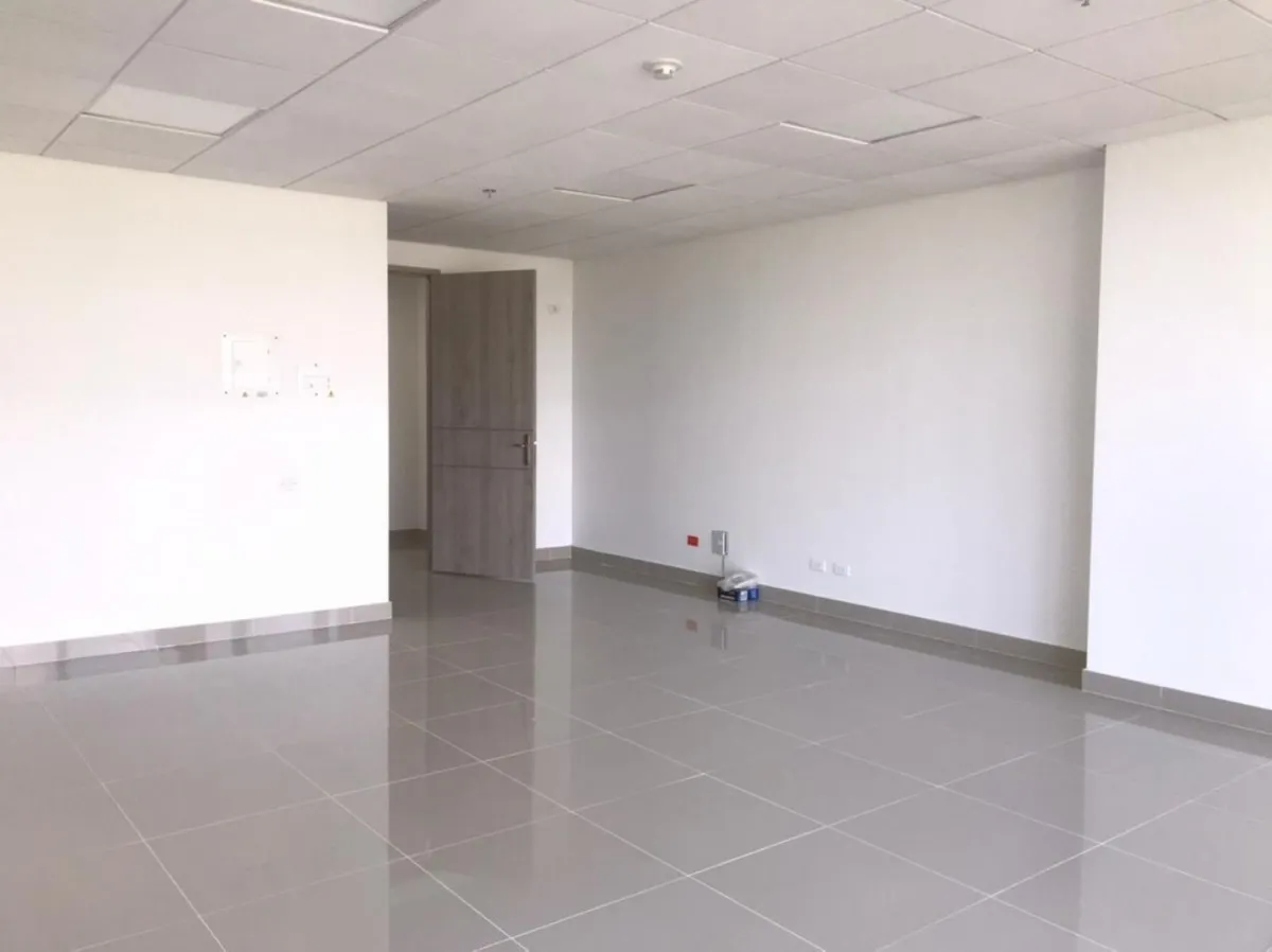 Oficina en venta en Manga, Cartagena, 51 m² · foto 2 de 4