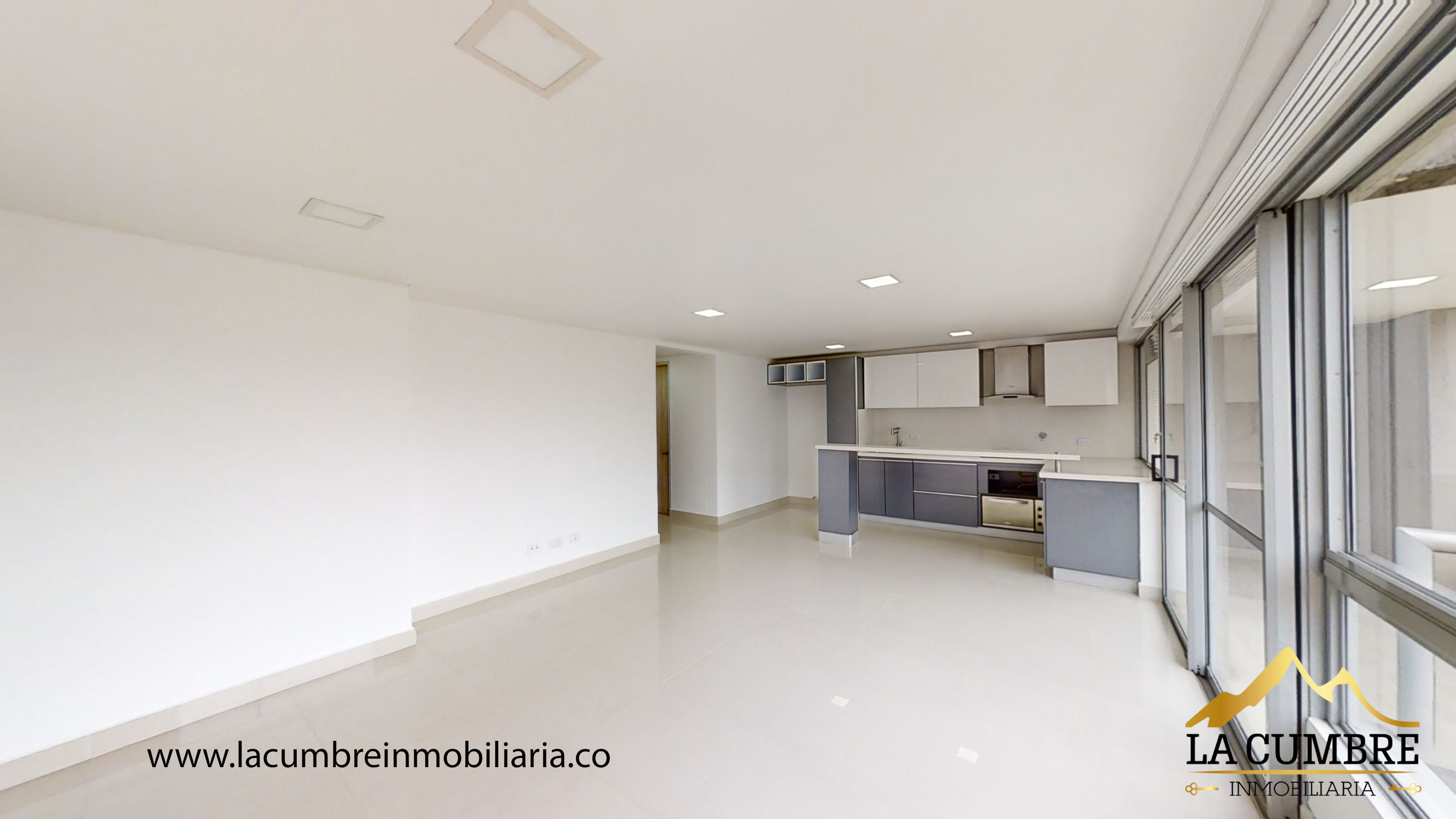 Apartamento en arriendo en El Poblado, Medellín · foto 2 de 11