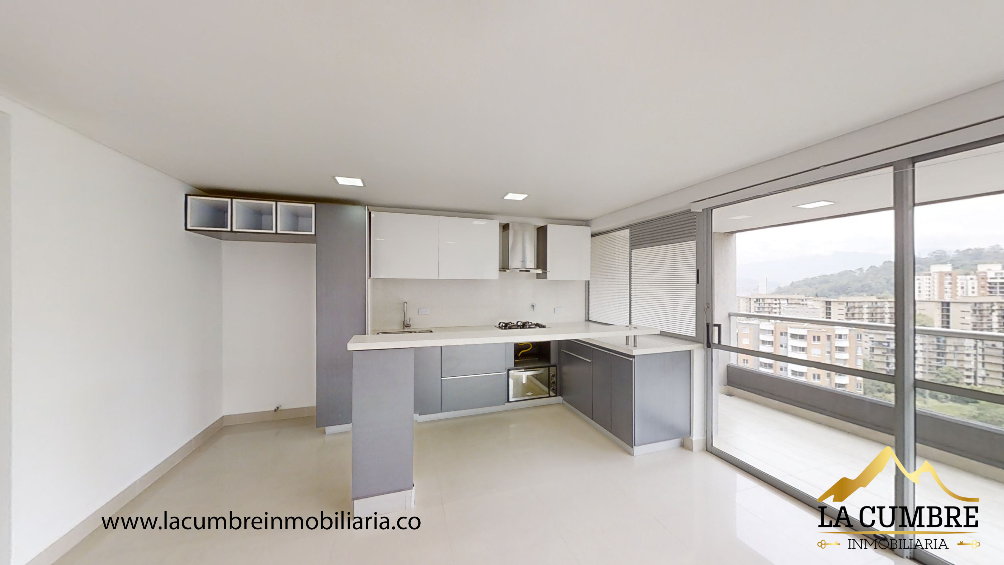 Apartamento en arriendo en El Poblado, Medellín · foto 3 de 11