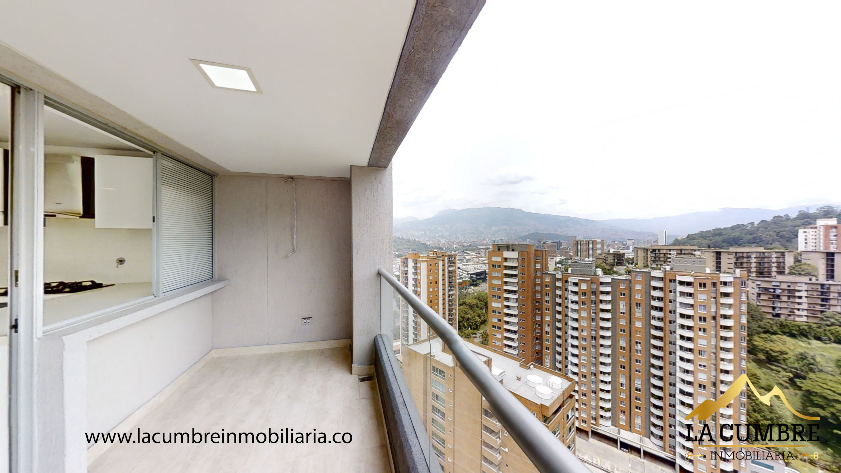 Apartamento en arriendo en El Poblado, Medellín · foto 7 de 11