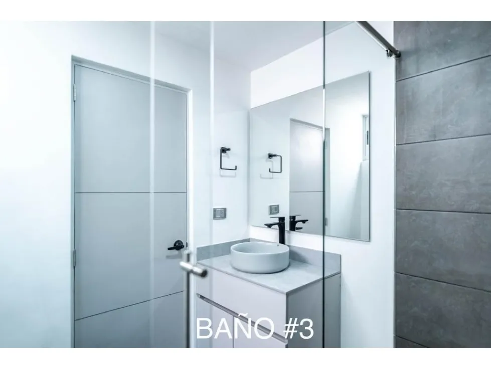 Casa de 6 alcobas en venta en Vegas De La Doctora, Sabaneta, 300 m² · foto 12 de 24