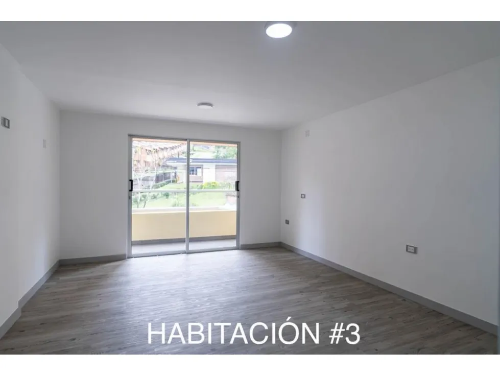 Casa de 6 alcobas en venta en Vegas De La Doctora, Sabaneta, 300 m² · foto 21 de 24