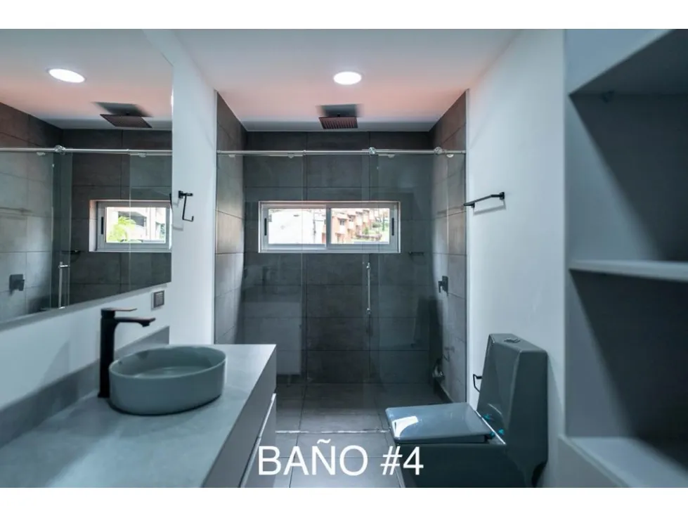Casa de 6 alcobas en venta en Vegas De La Doctora, Sabaneta, 300 m² · foto 9 de 24