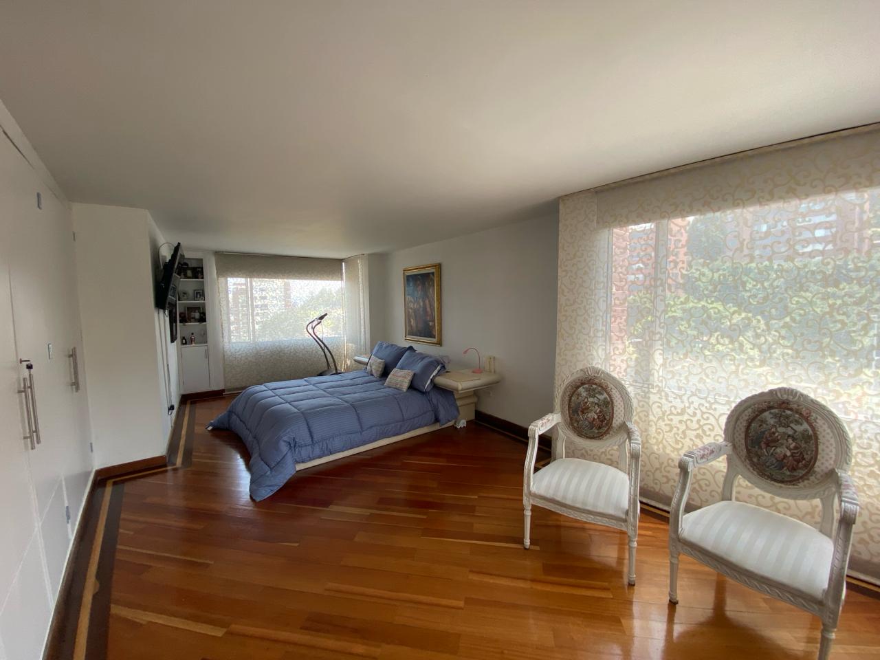Apartamento en venta en Gratamira, Bogotá · foto 7 de 23