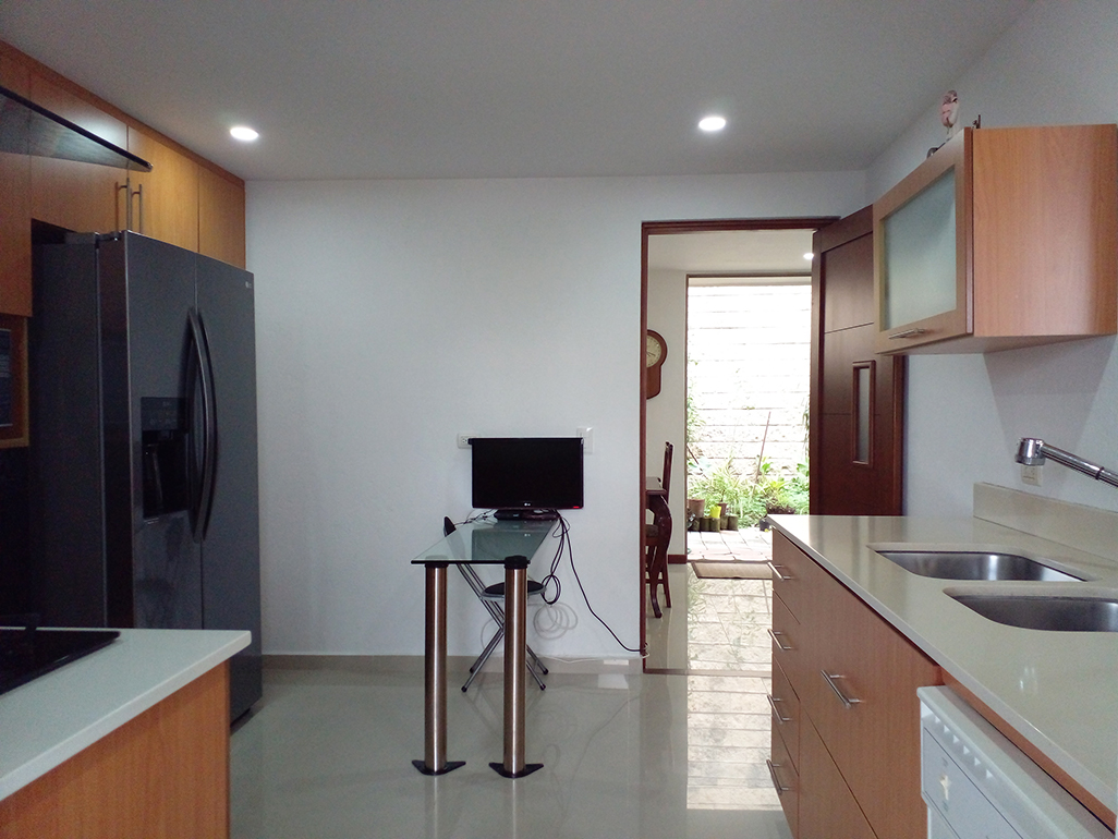 Casa de 3 alcobas en venta en Loma Del Chocho, Envigado, 177 m² · foto 5 de 20