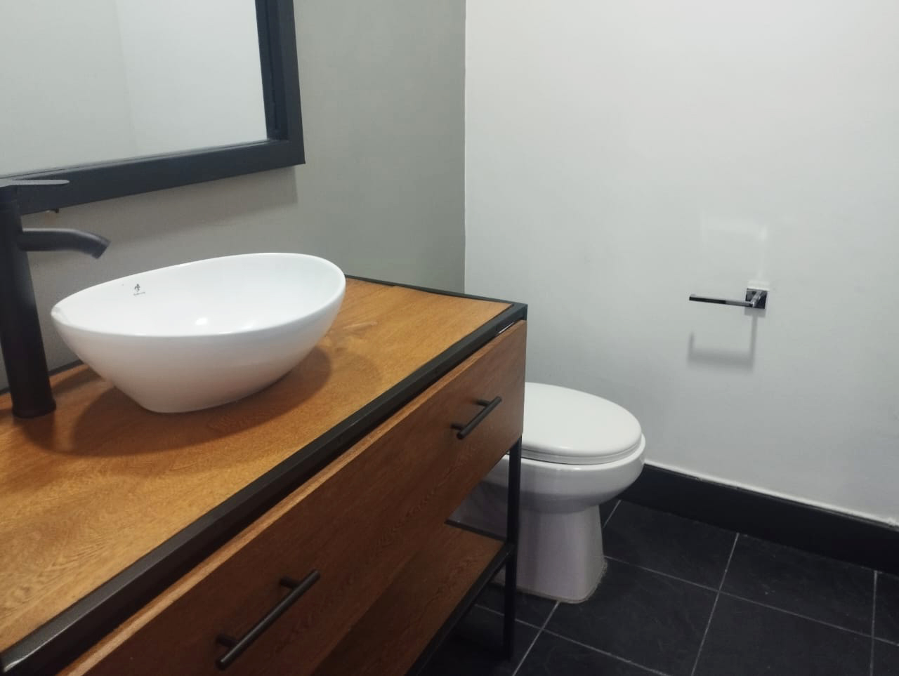 Oficina en arriendo en El Poblado, Medellín, 110 m² · foto 14 de 15