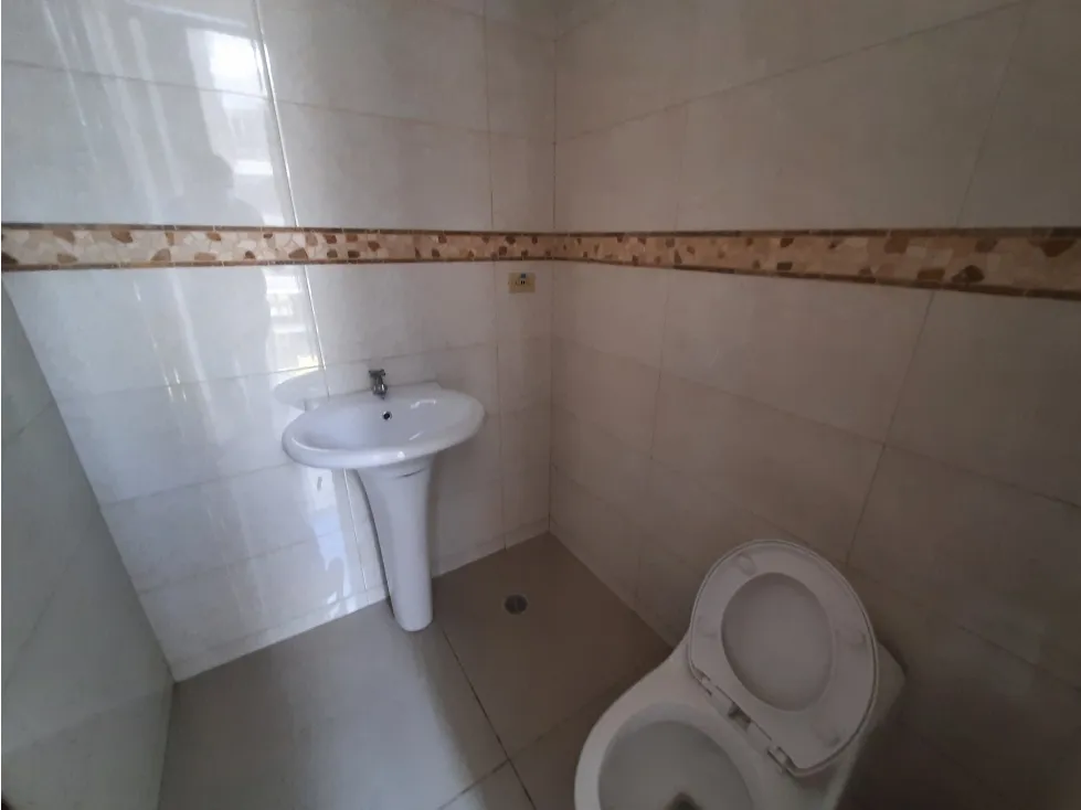 Bodega en arriendo en Las Villas De Mosquera, Mosquera, 2582 m² · foto 6 de 11