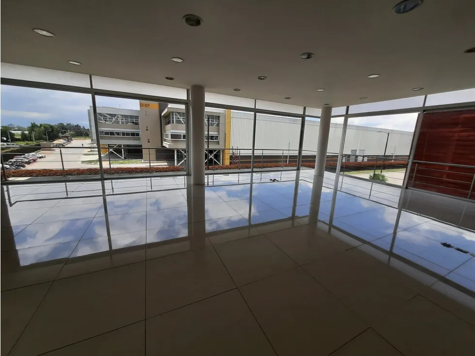 Bodega en arriendo en Las Villas De Mosquera, Mosquera, 2582 m² · foto 7 de 11