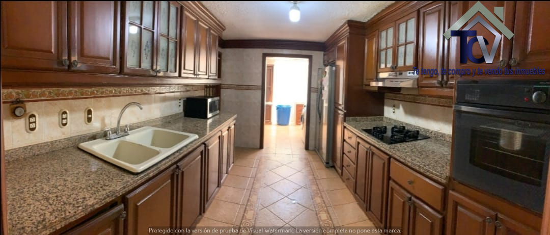 Casa de 4 alcobas en venta en Lagos Del Cacique, Bucaramanga, 450 m² · foto 3 de 24