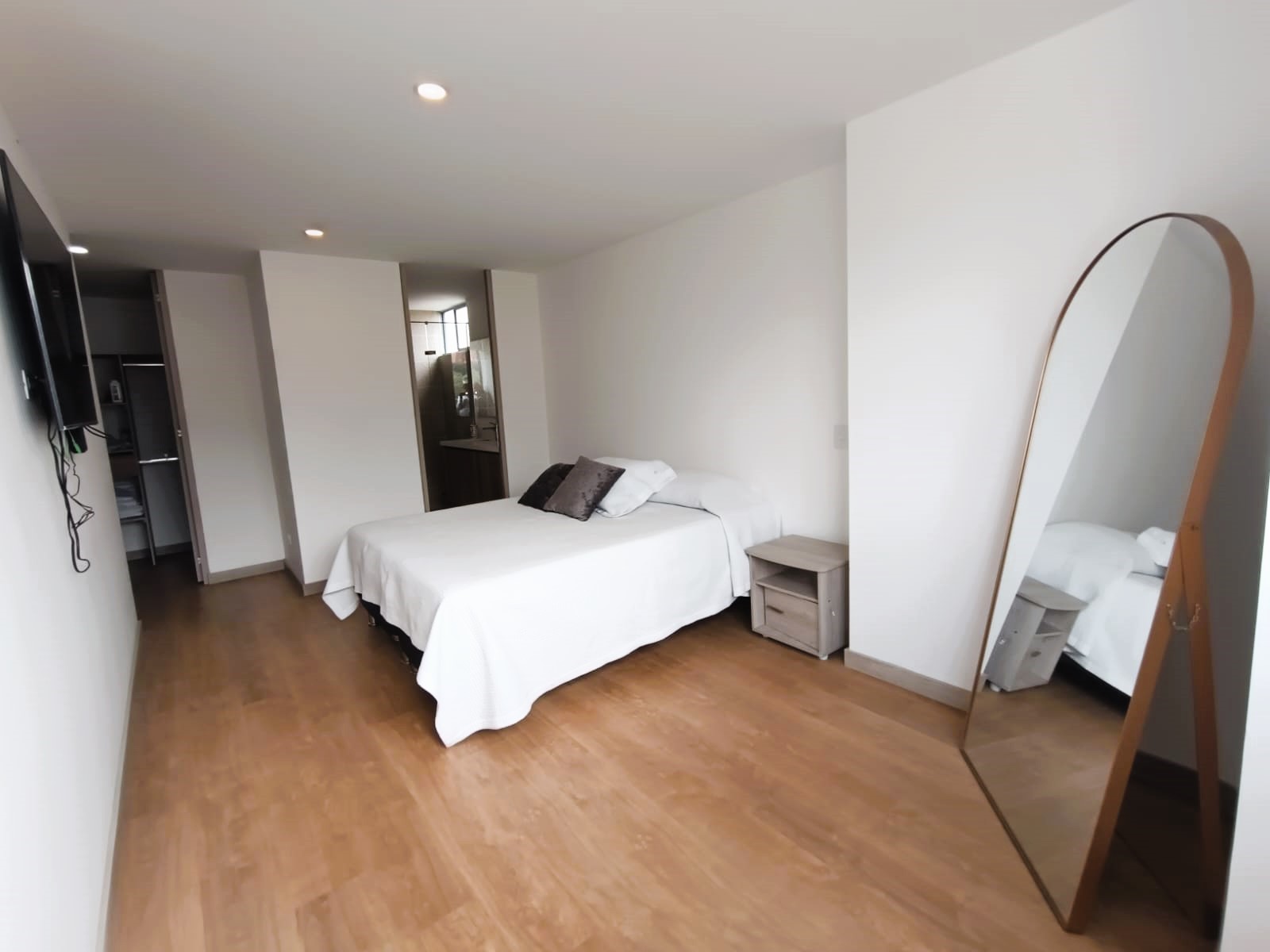 Apartamento de 3 alcobas en venta en El Poblado, Medellín, 112 m² · foto 6 de 11